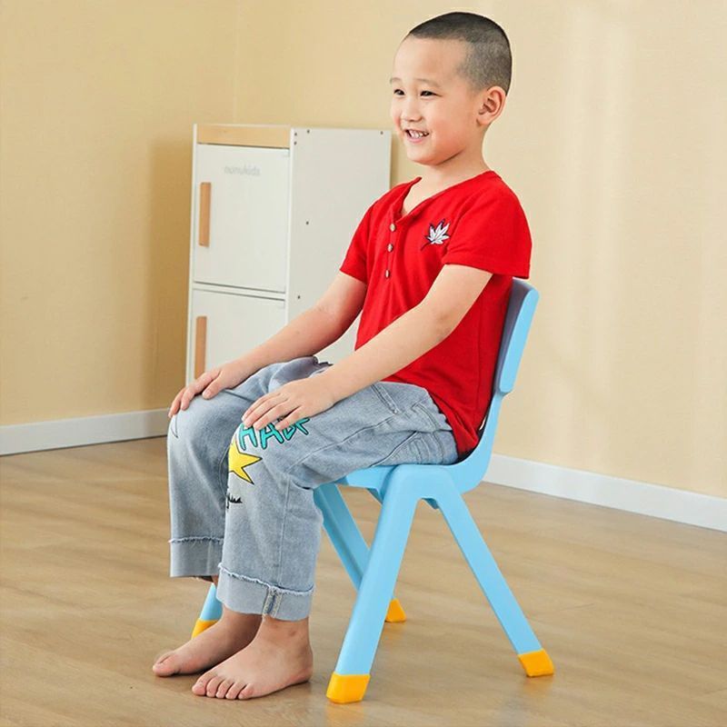 子供用の椅子 プラスチック イス 背もたれ付き 座面ゆったり 厚め 滑り