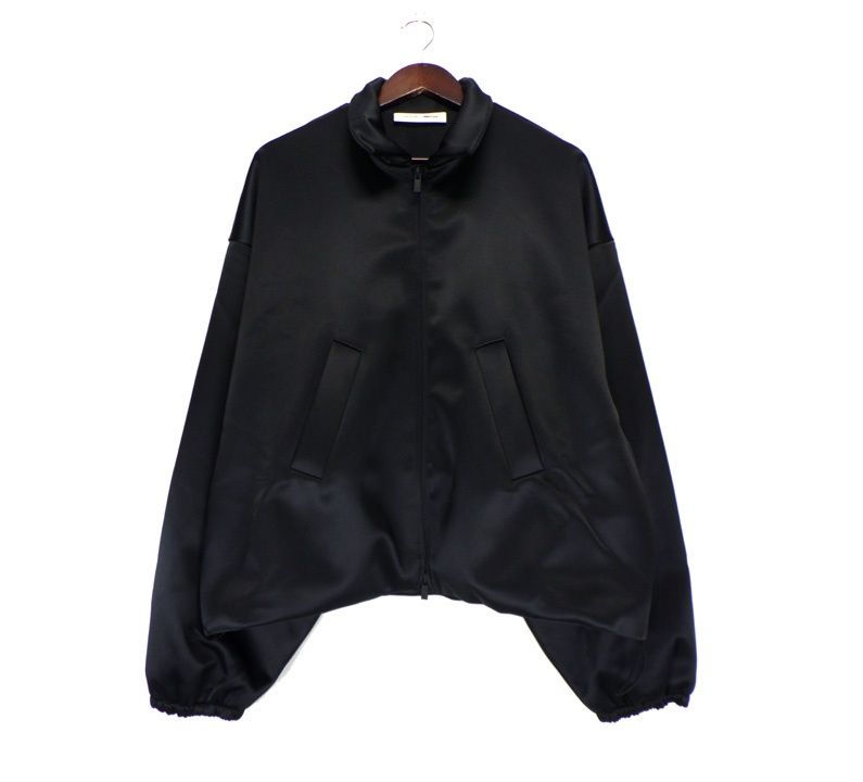 フィアオブゴッド エッセンシャルズ FEAR OF GOD ESSENTIALS バック ラバー ロゴ ジップアップ ジャケット 44584