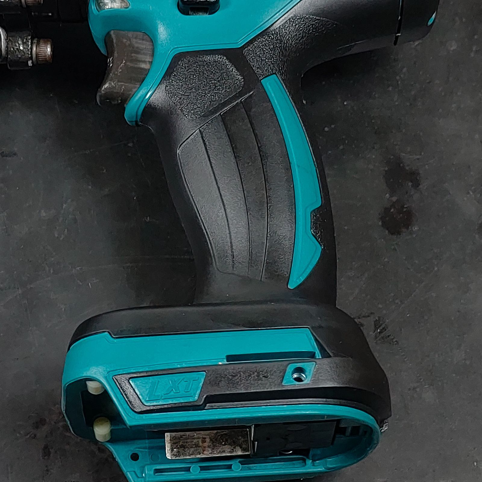 7日間保証・動作確認済】 中古品 オグラ Ogura 18V 充電式鉄筋カッター 
