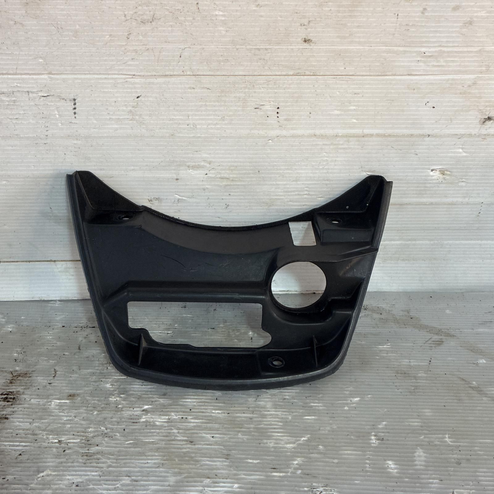 確認用　【実生】 SUZUKI アドレスV100 CE13A オイルタンクカバー スズキ SUZUKI