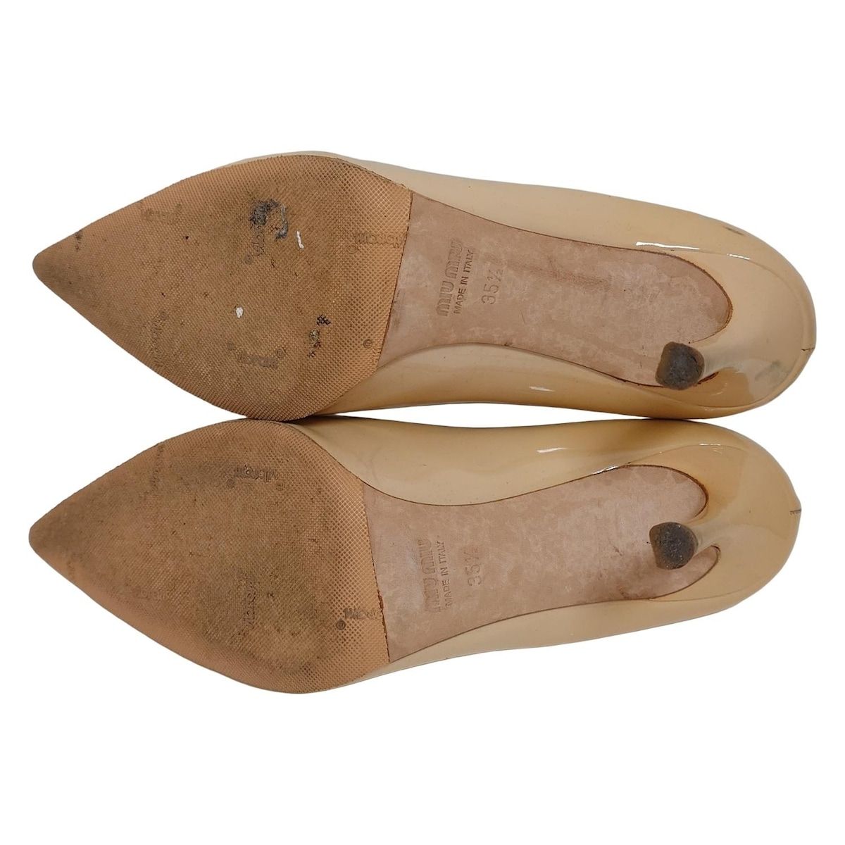 ミュウミュウ MIUMIU パンプス 34 1/2 ベージュ 訳あり】MIUMIU ミュウミュウ パンプス サイズ 34 1/2 - メルカリ
