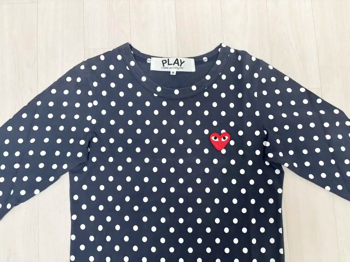 コム デ ギャルソン ドット Tシャツ ネイビー S サイズ