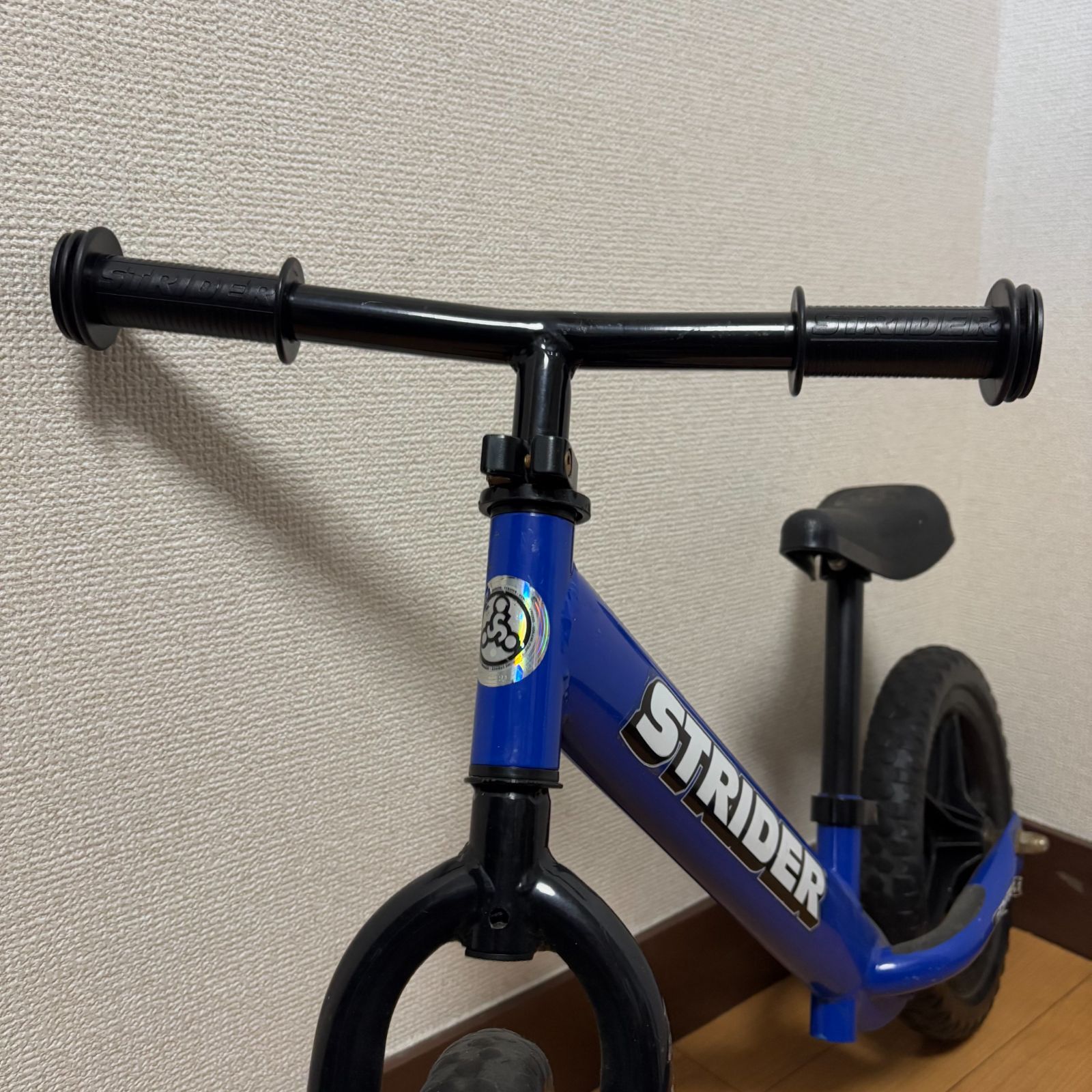 STRIDER クラシック バランスバイク 12インチ 青 ブルー - メルカリ