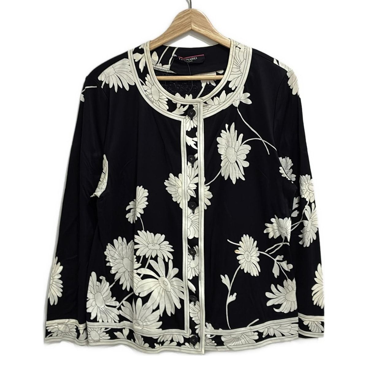 レオナール カーディガン レオナール カーディガン