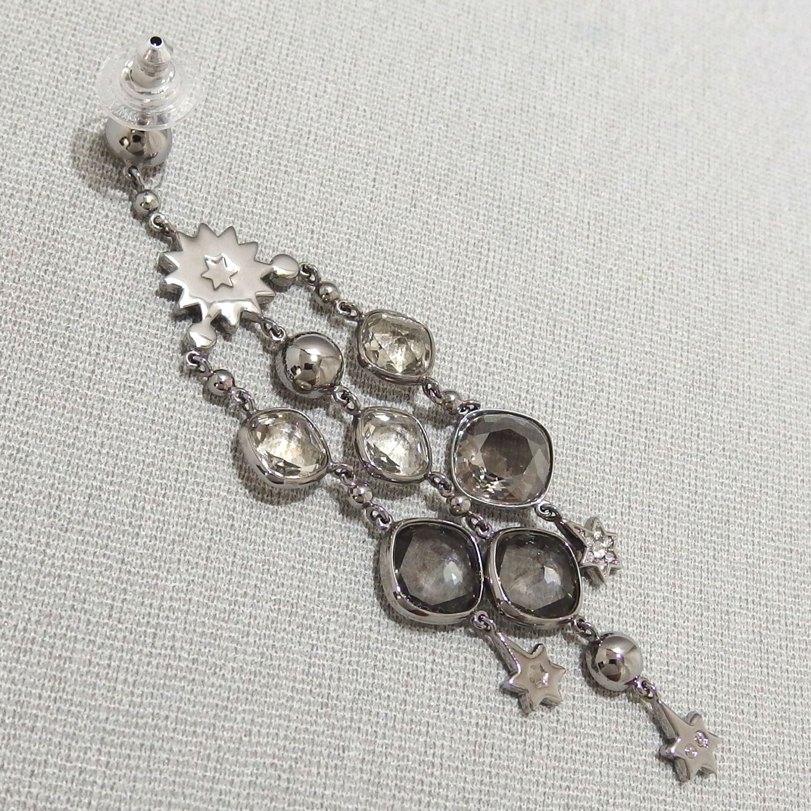 極美品☆SWAROVSKI Scintillate スイング ピアス 1156336 クリスタル