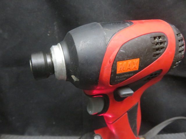 中古品 MAX マックス 14.4V 充電式インパクトドライバ PJ-ID143-B2C