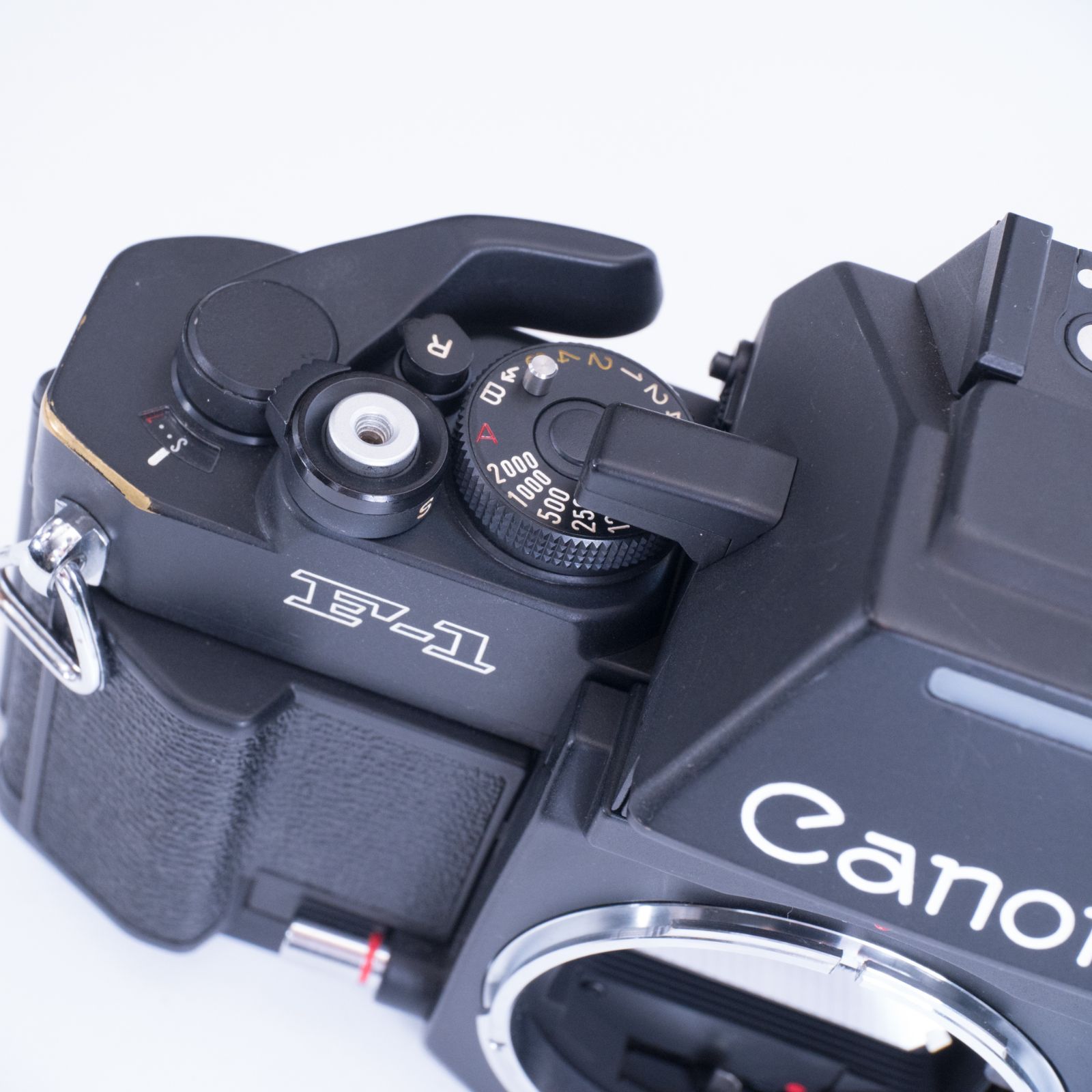 Canon New F-1 AE + DATE BACK FN 本体のみ【美品】 - メルカリ