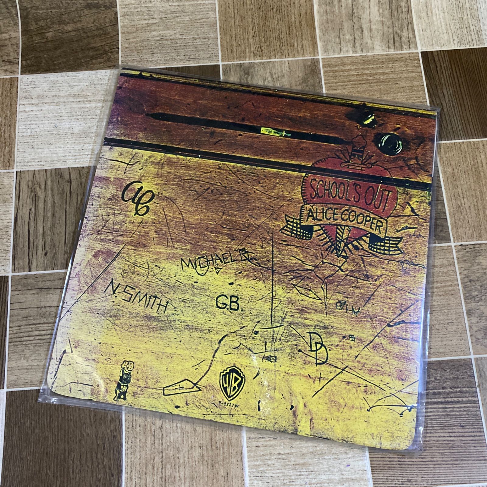 【パンティ付き、国内初回盤ＬＰ】アリス・クーパー／スクールズ・アウト LP レコード ALICE COOPER SCHOOL'S OUT スクールズアウト 紙製