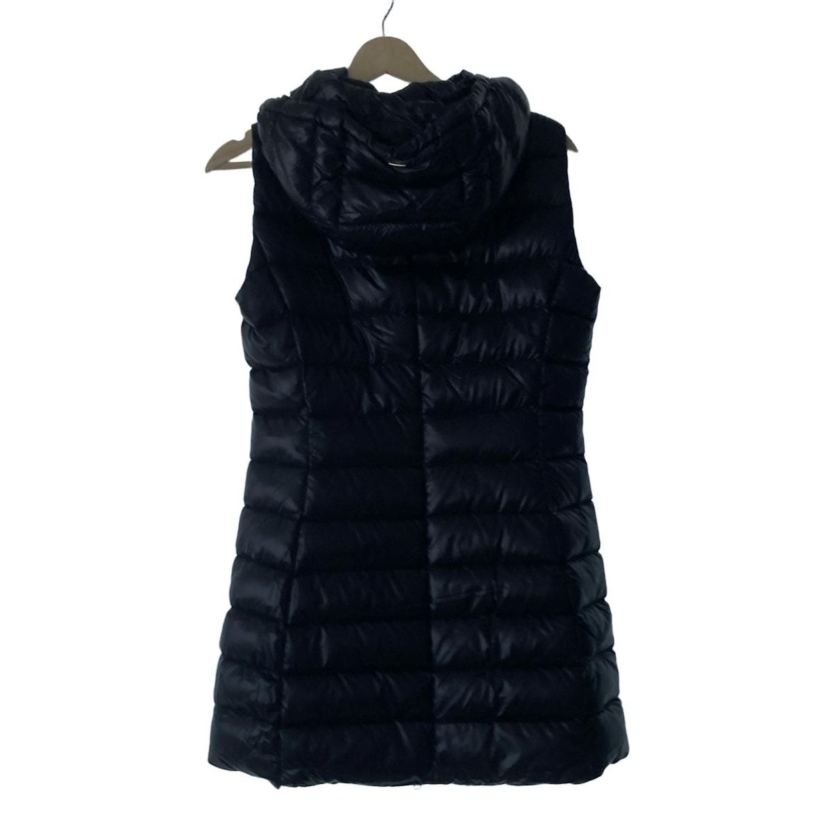 HERNO ヘルノ ダウンベスト サイズ42 M レディース - 黒 ロング丈 秋 冬