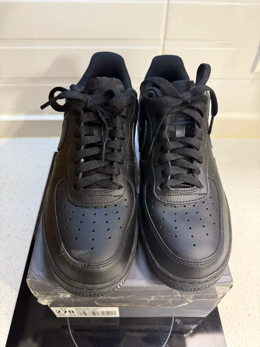 【雷市場（ポンジャン）商品韓国直送】 265 NIKE(ナイキ) エアフォース 黒