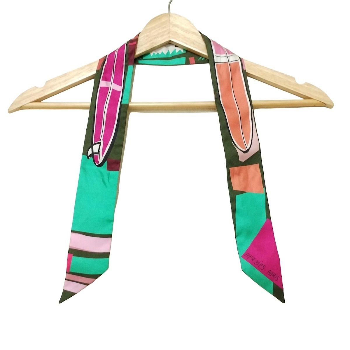 HERMES(エルメス) スカーフ美品 ツイリー グリーン×ピンク×マルチ  