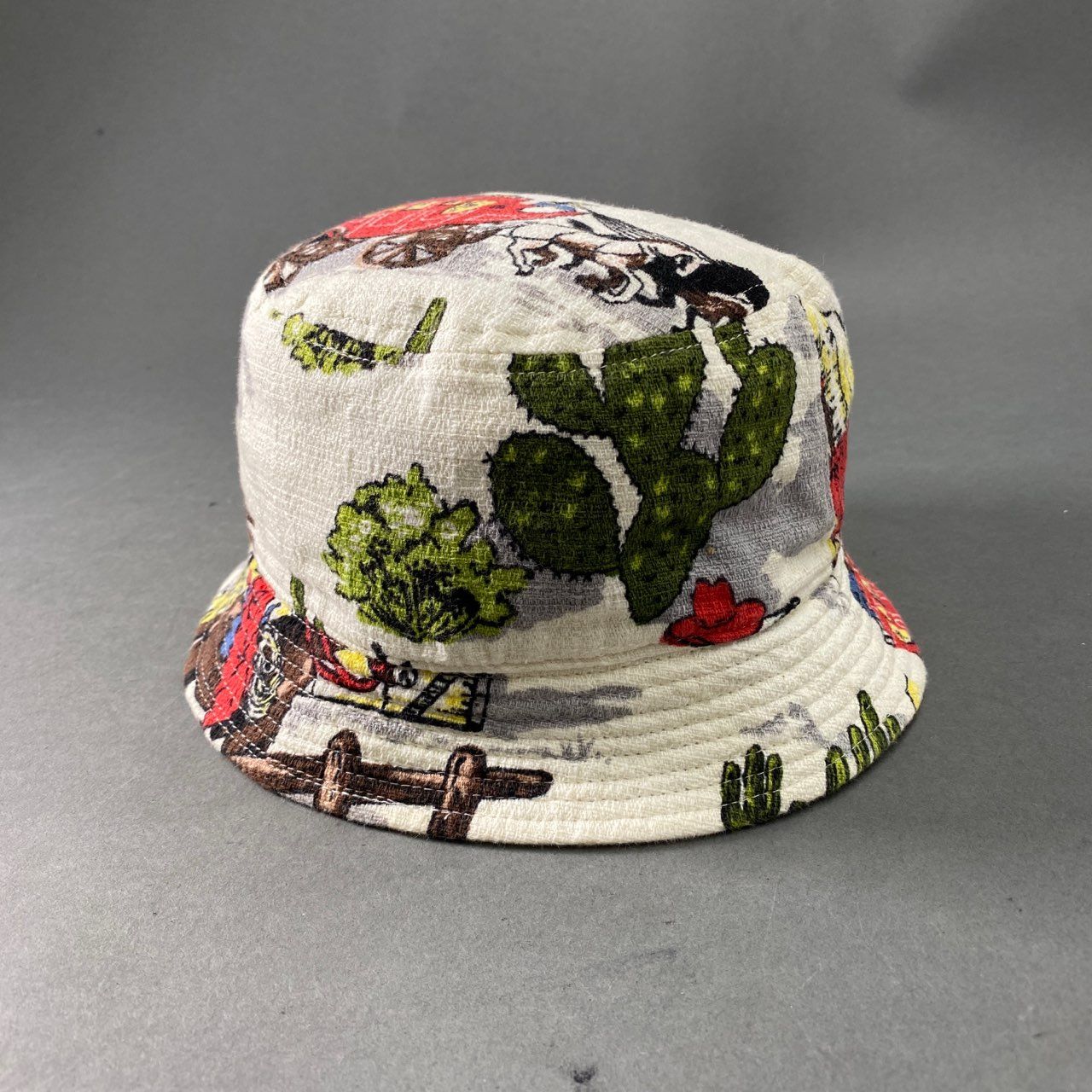ブランドバッグ 人気ランキング2025 visvim ビズビムヴィズビムレア品幾何学模様 バケットハット 帽子