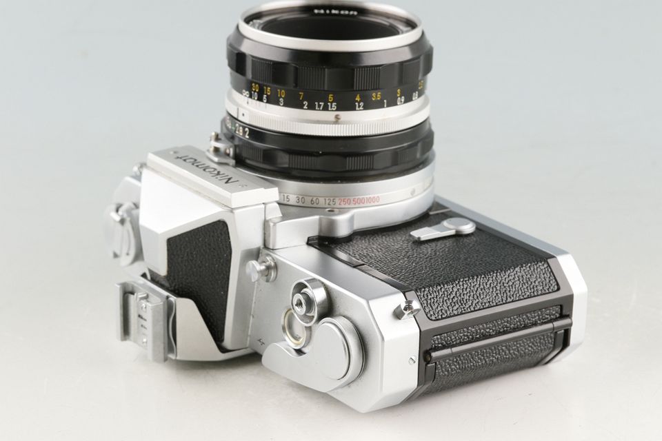 Nikon Nikomat