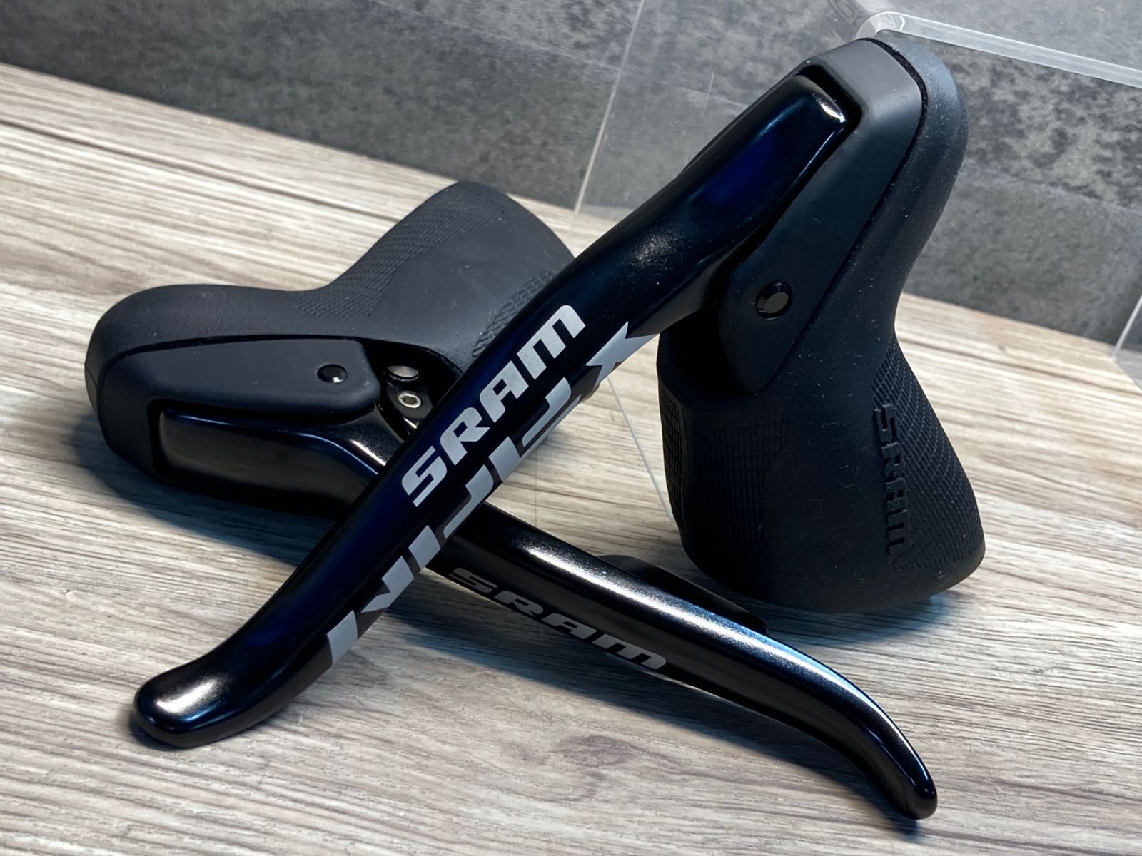 IX898 スラム SRAM APEX1 ダブルタップレバー 1x11S
