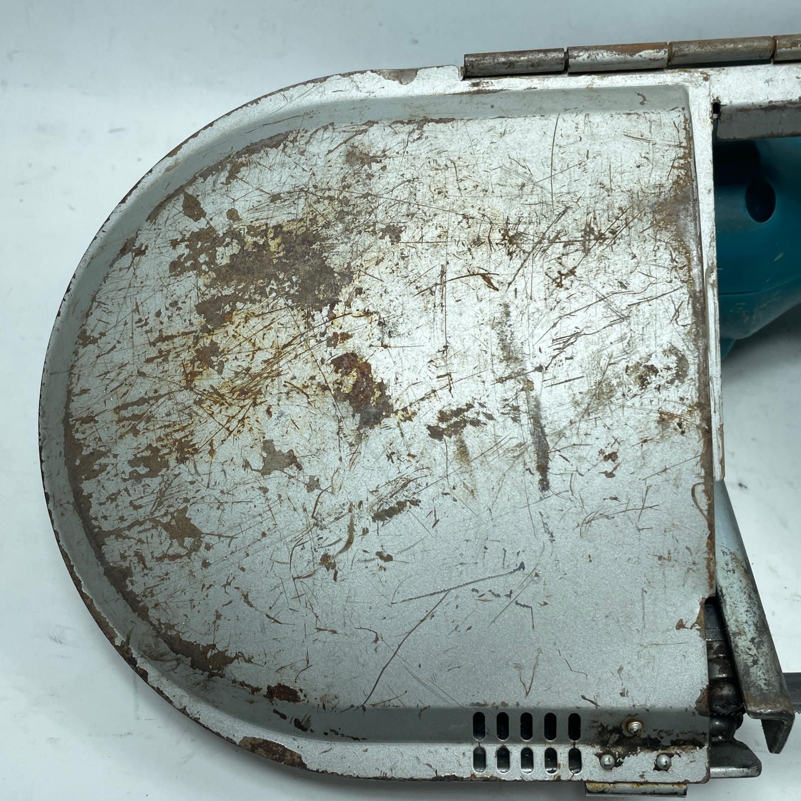 サマーセール開催中！ MAKITA マキタ バンドソー PB180D 18v 27539 替え刃付 地元色のある