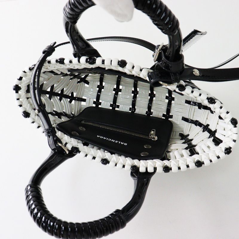 美品 イタリア製 バレンシアガ BALENCIAGA BISTRO XXS ビストロ ストラップ付き バスケットバッグ /ホワイト ブラック【2400014102789】 美品 イタリア製 バレンシアガ BALENCIAGA BISTRO XXS ビストロ