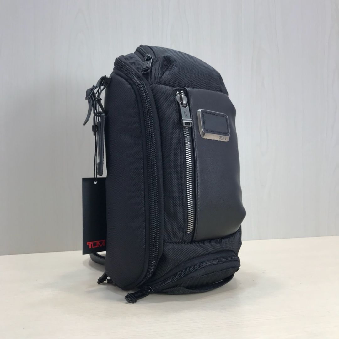人気】トレンドバッグ TUMI ケリー スリング ボディバッグ