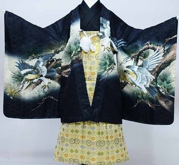 七五三 五歳 男児 羽織袴フルセット 金刺繍 黒地 鷹 袴変更可 NO37131 七五三 男の子 5歳 7歳 金刺繍紋入り 袴が選べる羽織袴セット 「黒 菱