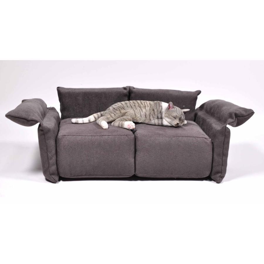 定番人気，品質保証】 1/6 サイズ ソファーの上で眠るサバトラ柄の猫