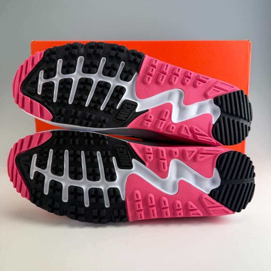 ホワイトレーザーピンクコンコルド