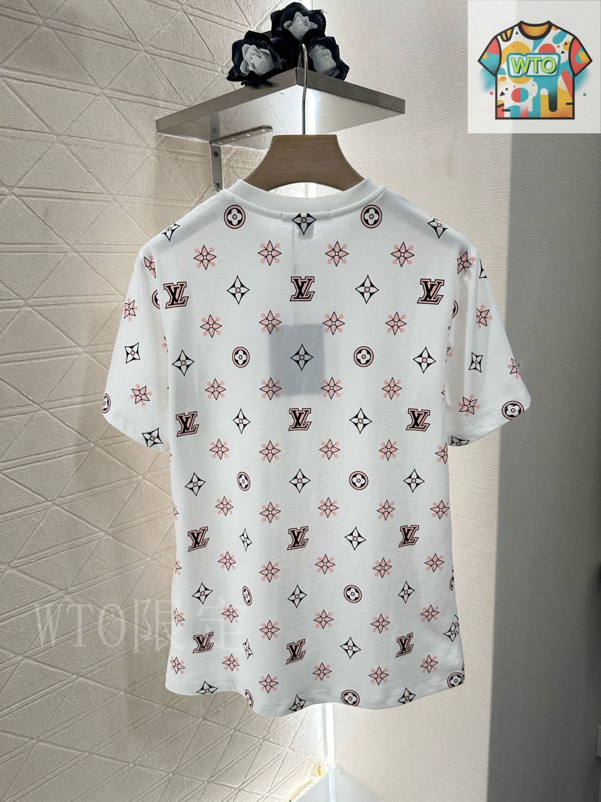 今日特価】Louis Vuitton ルイ・ヴィトン ??印花?条 T シャツ