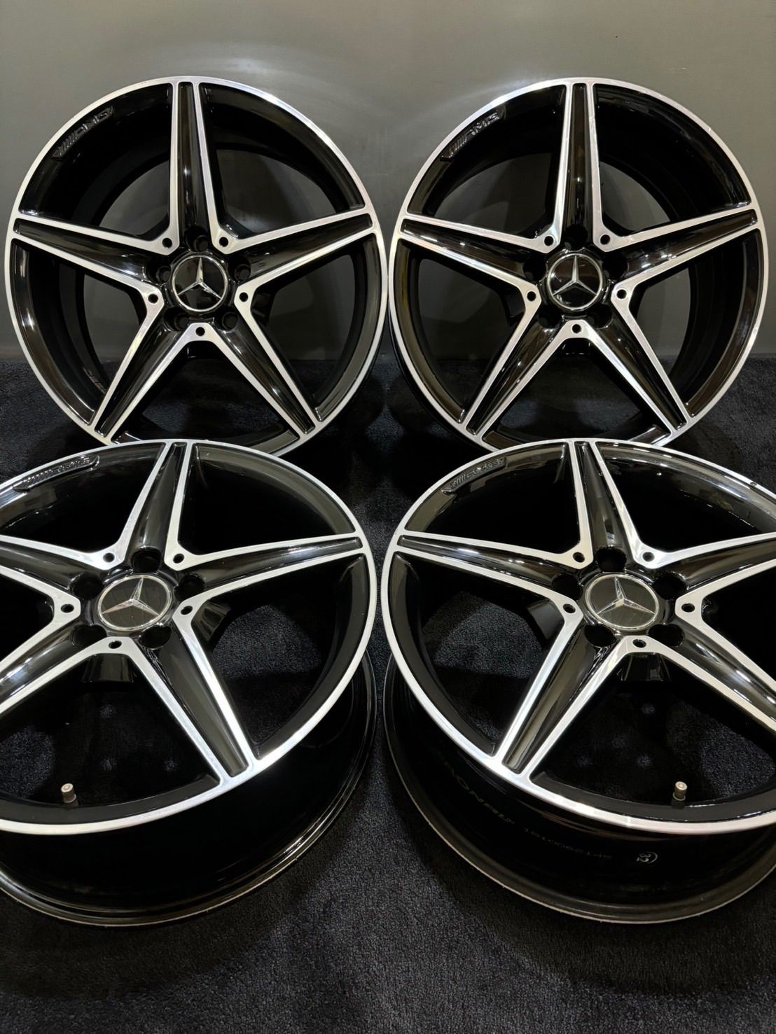 w205 Cクラス　AMGライン純正アルミホイール 18インチ 正規品】メルセデスベンツ W205 Cクラス AMGライン 純正 18in