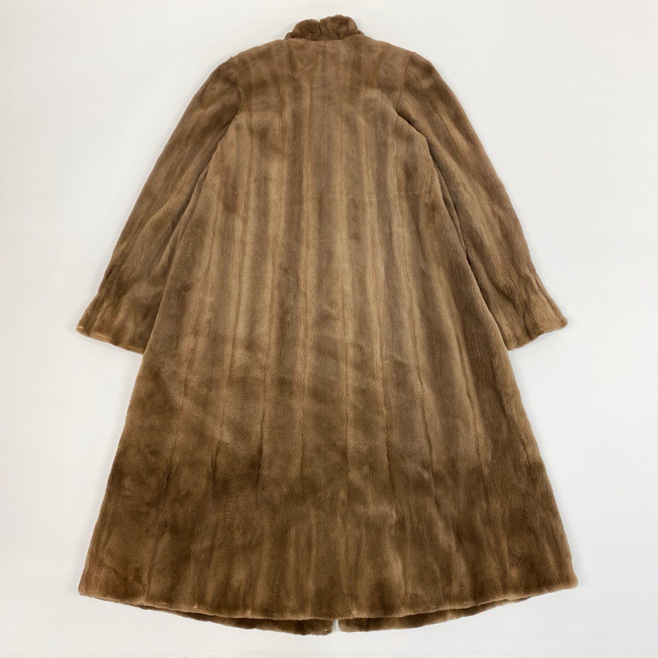 エンバ シェアードミンク