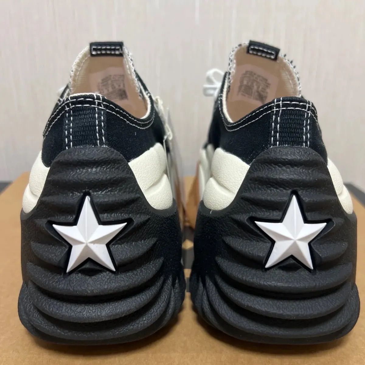 韓国限定コンバース　ランスターモーション　ローカット24cm 新品 韓国CONVERSE限定ランスターモーション24 ローカット靴紐付