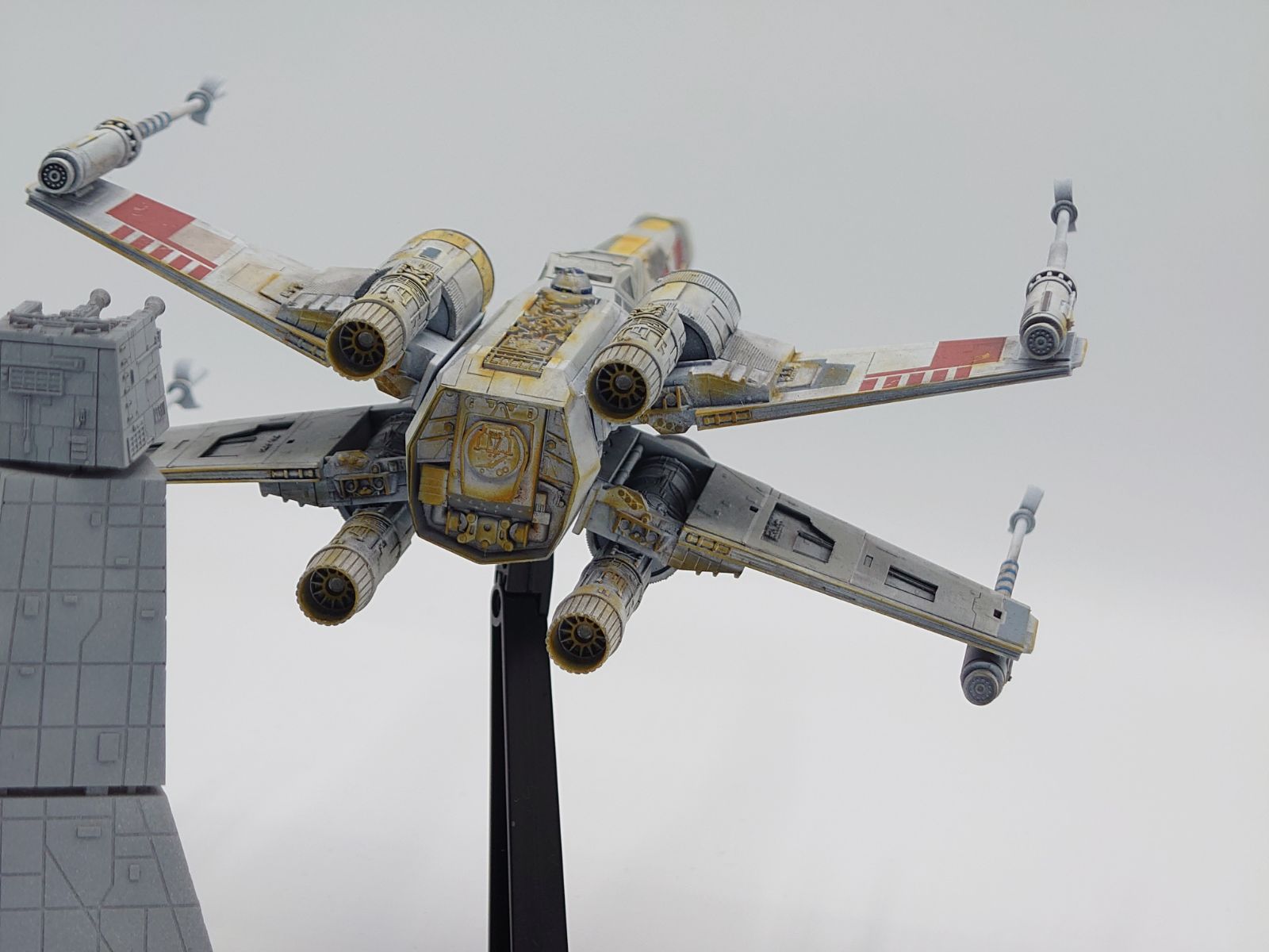 スターウォーズ プラモデル Xウイング レッド5 ルーク機 1/72 塗装完成 