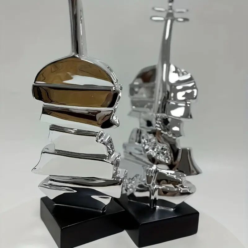 Baccarat - 【中古】 BACCARAT バカラ  置物   ポールジロー ピラミッド 空ボトル 替え栓 欠け有り ガラス 空瓶 22019795 AS 中古】 BACCARAT バカラ 置物 ポールジロー ピラミッド 空ボトル