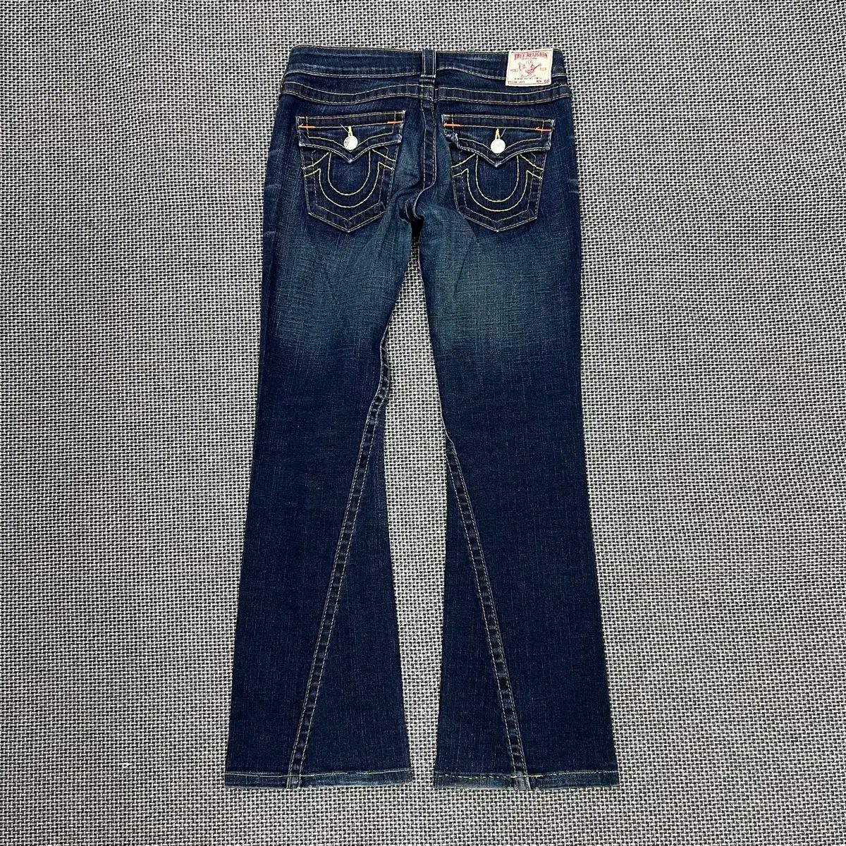 TRUE RELIGION ブーツカットデニム ジョイ ビッグ トゥ TRUE RELIGION(トゥルーレリジョン) ジョイ ブーツカット デニム