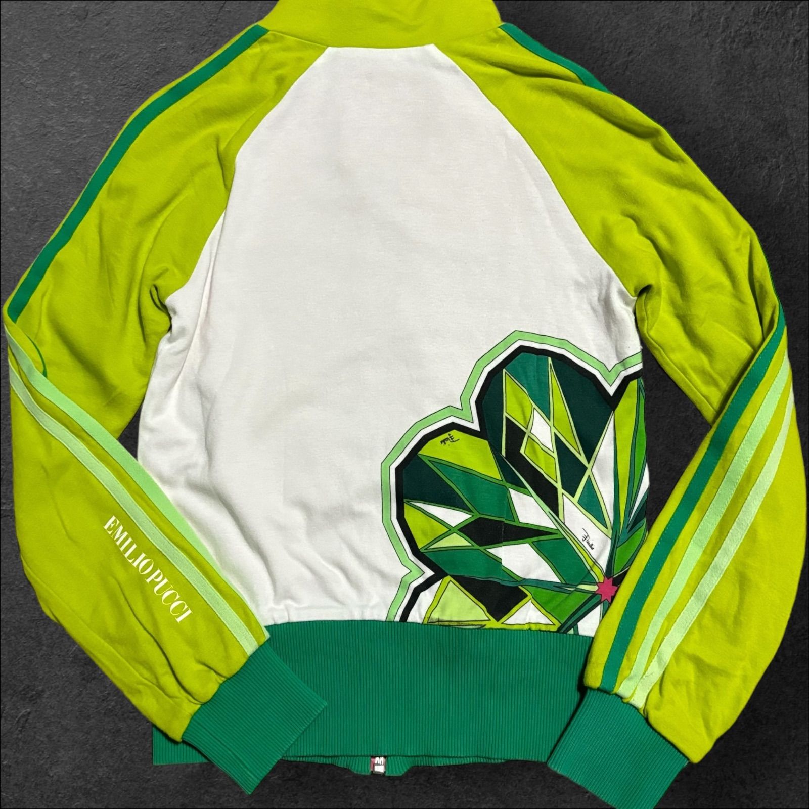 EMILIO PUCCI×adidas G3 adicolor green series エミリオプッチ アディダス コラボグリーンシリーズ  トラックジャケット ジャージ 限定モデル サイズS レディース コラボモデル - メルカリ