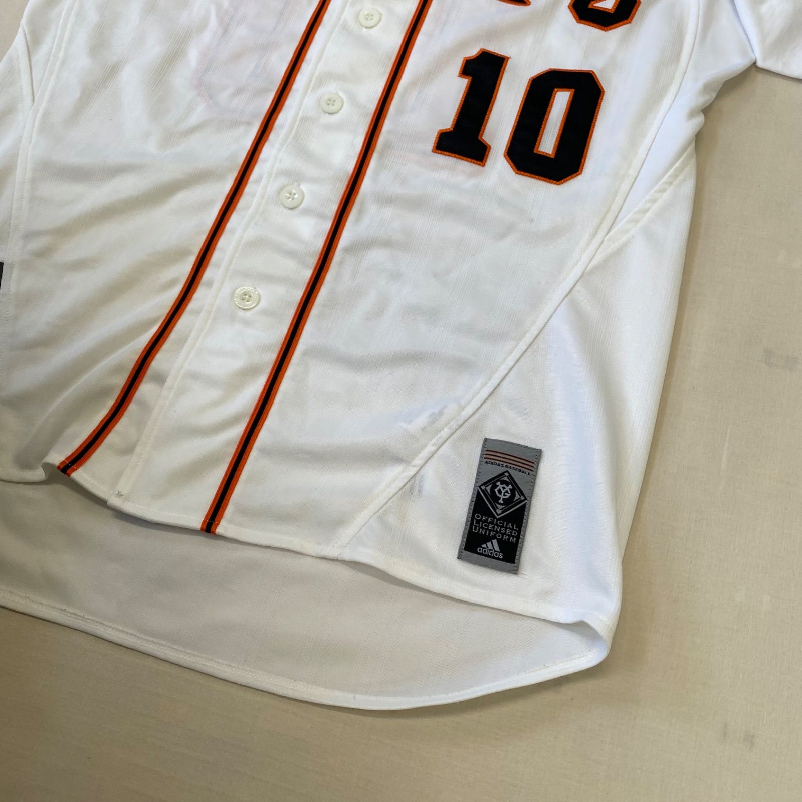 【新品】タグ付き！ジャイアンツ 阿部慎之助 応援ユニフォーム Lサイズ ジャイアンツ公式】 阿部慎之助｜GIANTS公式通販