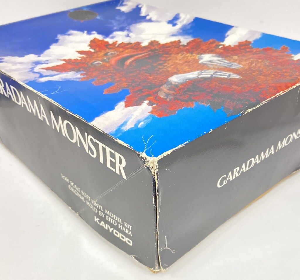 海洋堂 1/200 スケール ソフトビニールモデルキット ゼットン