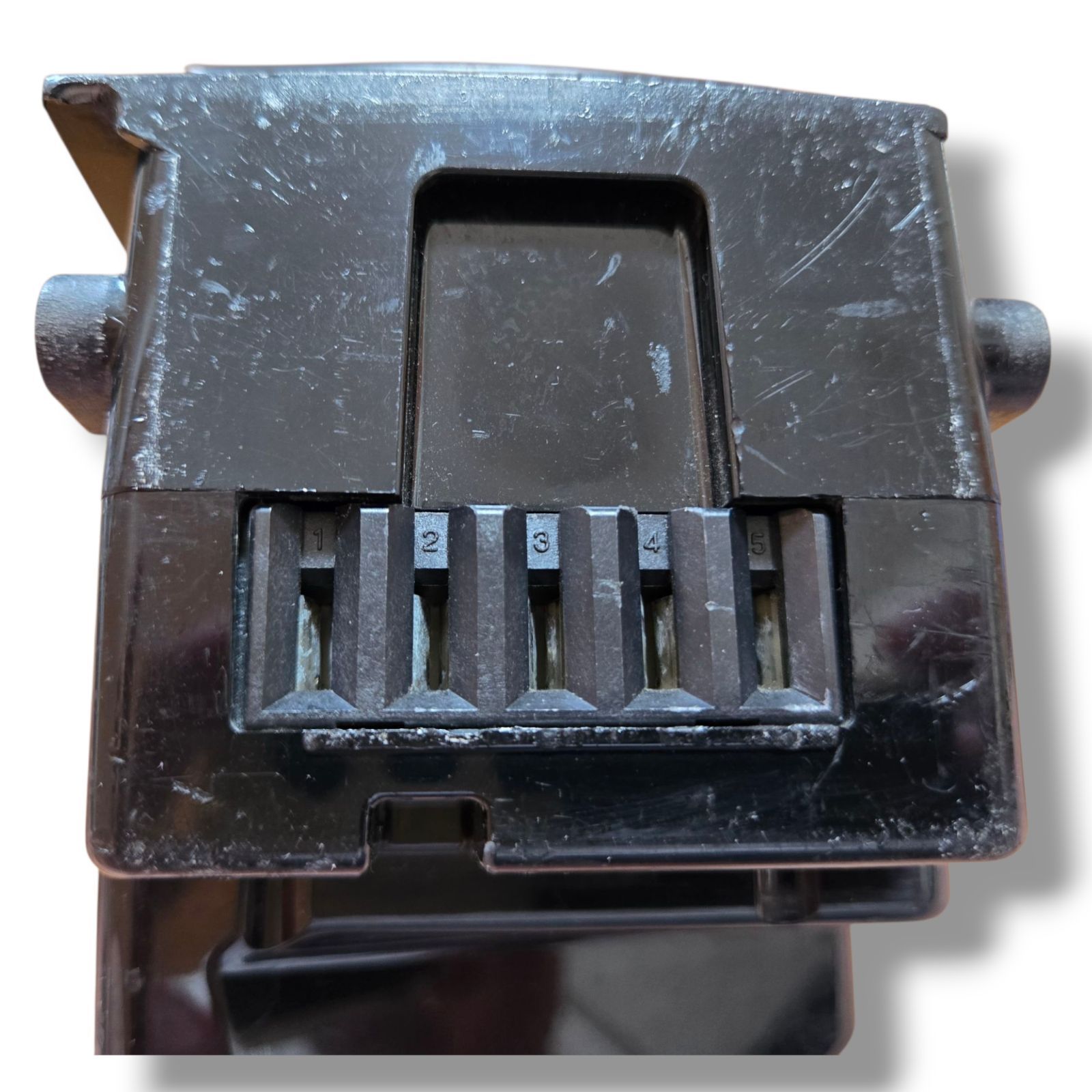 リチウムイオンバッテリー