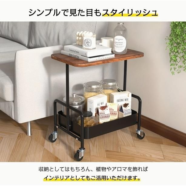 ダイニングとリビングスペース用の複数の収納オ