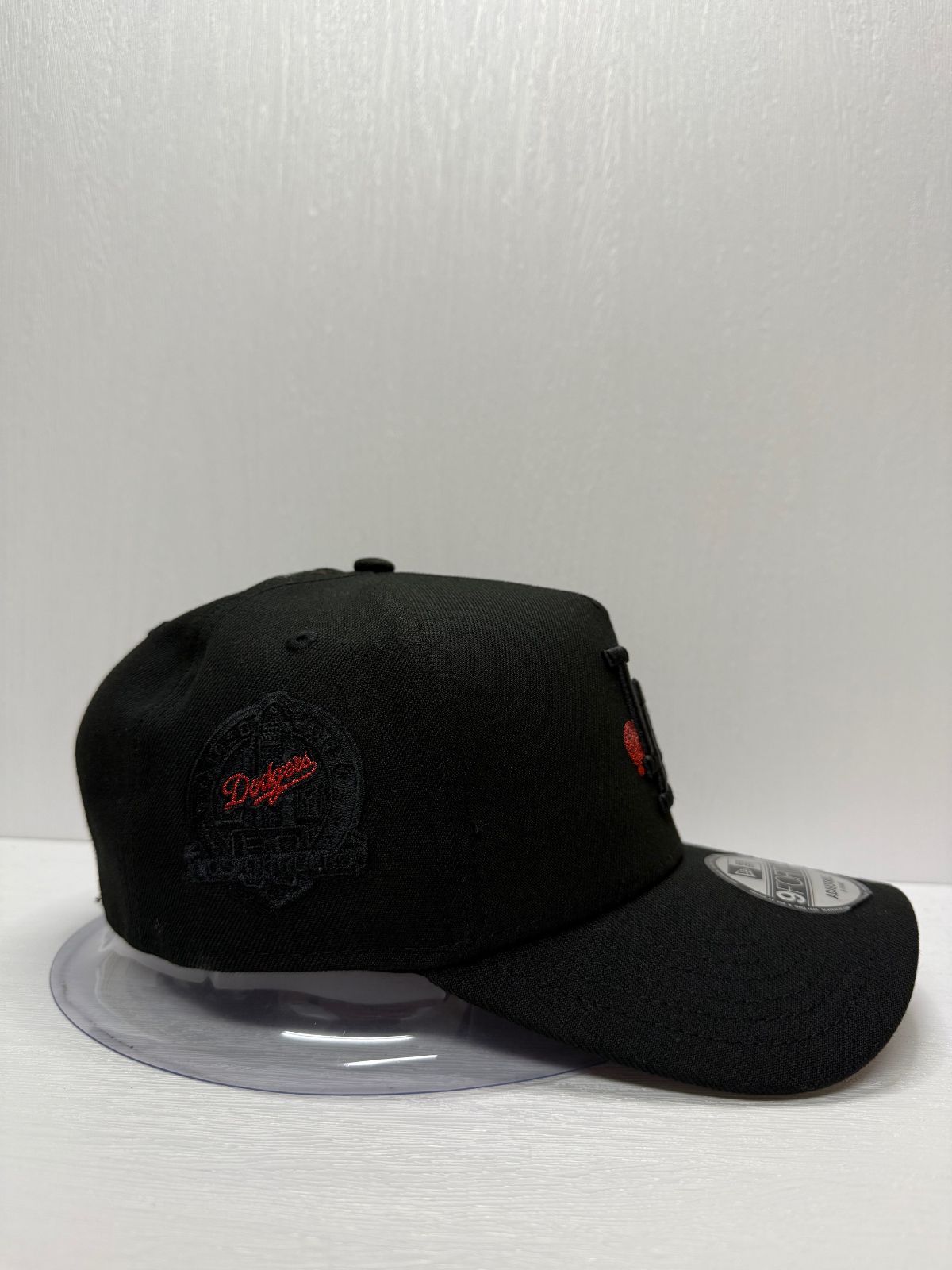 Newera ロサンゼルスドジャース 60thアニバーサリー ローズ刺繍