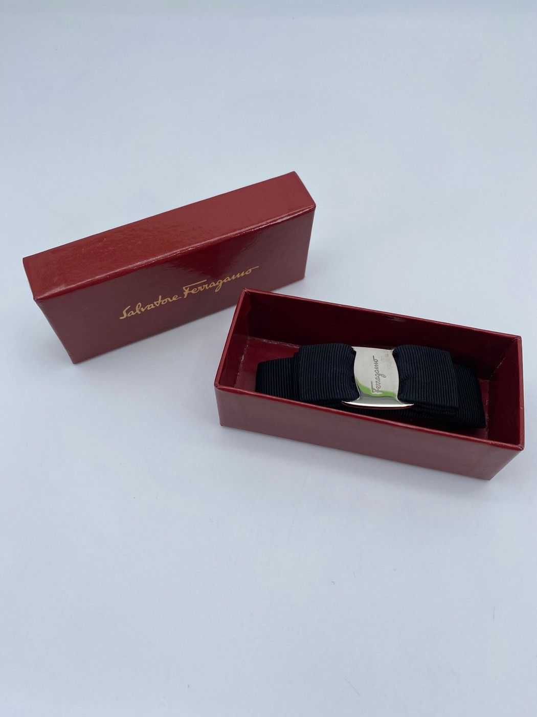 Salvatore Ferragamo フェラガモ ヴァラリボン キャンバス