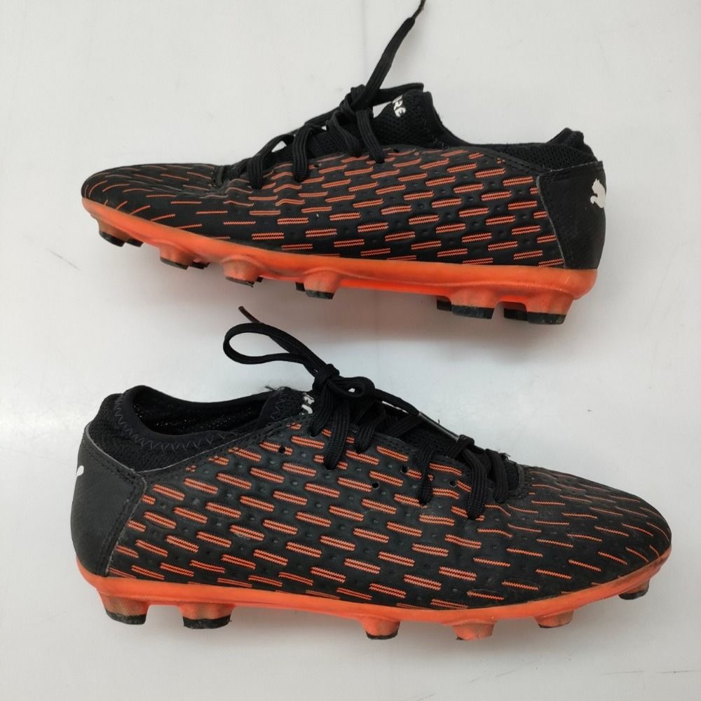 05w02286 【サッカー】サッカー スパイク23.0㎝PUMA プーマ シューズ スポーツシューズ  【中古品】