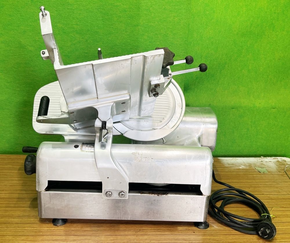動作良好です 南常 なんつね ミートスライサー HB 2 三相200 v 丸刃径 φ290 スライス厚み 0〜14 mm C 1528