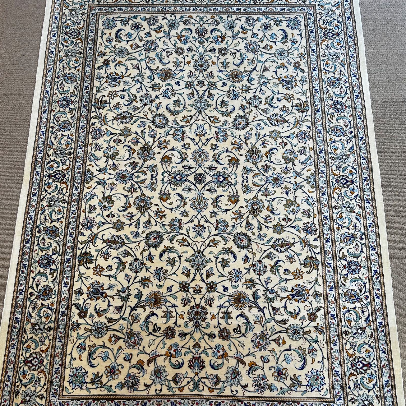 カーシャーン　絨毯　新品未使用　150ｘ100ｃｍ kashan　カーペット カーシャーン 絨毯 新品未使用 150x100cm kashan カーペット セミ