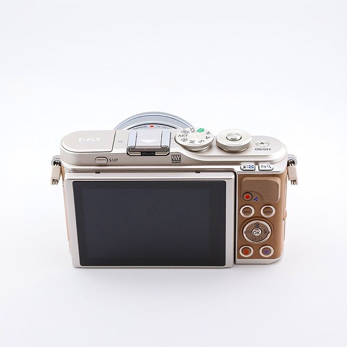中古】(オリンパス) OLYMPUS E-PL9 14-42EZレンズキット ブラウン  