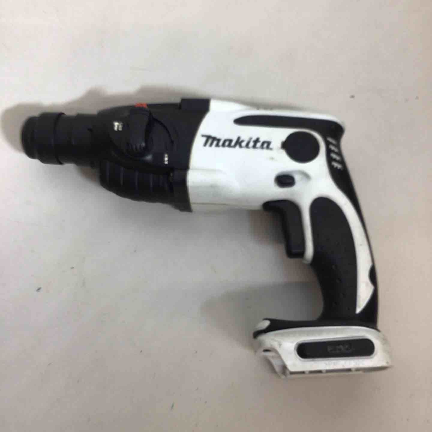 マキタ makita 100mmディスクグラインダ 9533B 戸田店
