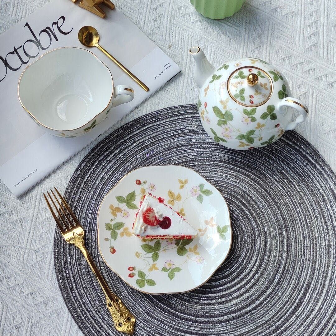  ウェッジウッド ワイルドストロベリー シリーズ子母ポット英国式アフタヌーンティーコーヒー ティーカップ タブレット 歯ブラシ 虫歯予防