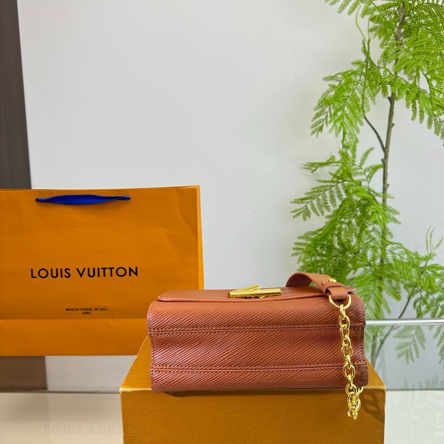 【超希少！限定コラボ】LouisVuitton LVxTM ツイスト PM 超希少！限定コラボ】LouisVuitton LVxTM ツイスト PM (Louis