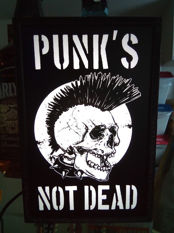 から厳選した 【Lサイズ】パンク Punks Not Dead 看板 置物 雑貨