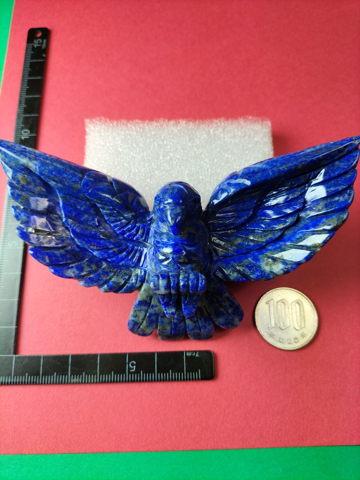 天然石 ラピスラズリの 鷲 の置物です。工芸品！