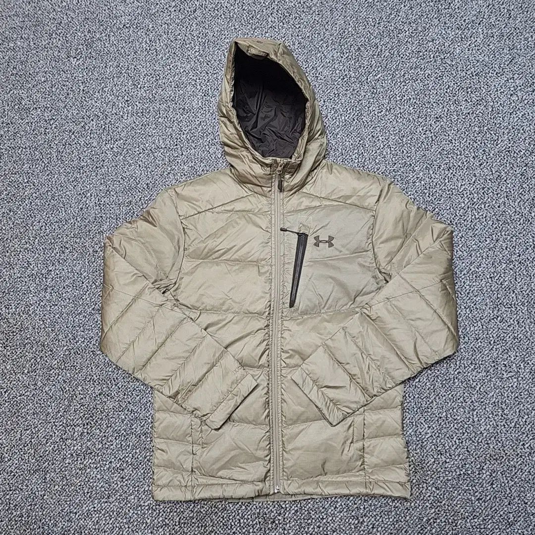 SM アンダーアーマー グースダウン 軽量ダウン
