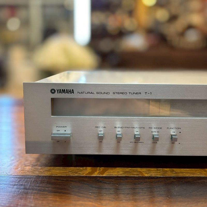 YAMAHA T-1 ヤマハ NATURAL SOUND STEREO TUNER オーディオ機器 AM|FM ステレオチューナー ラジオ 音響機材 通電 済み CA0520-2