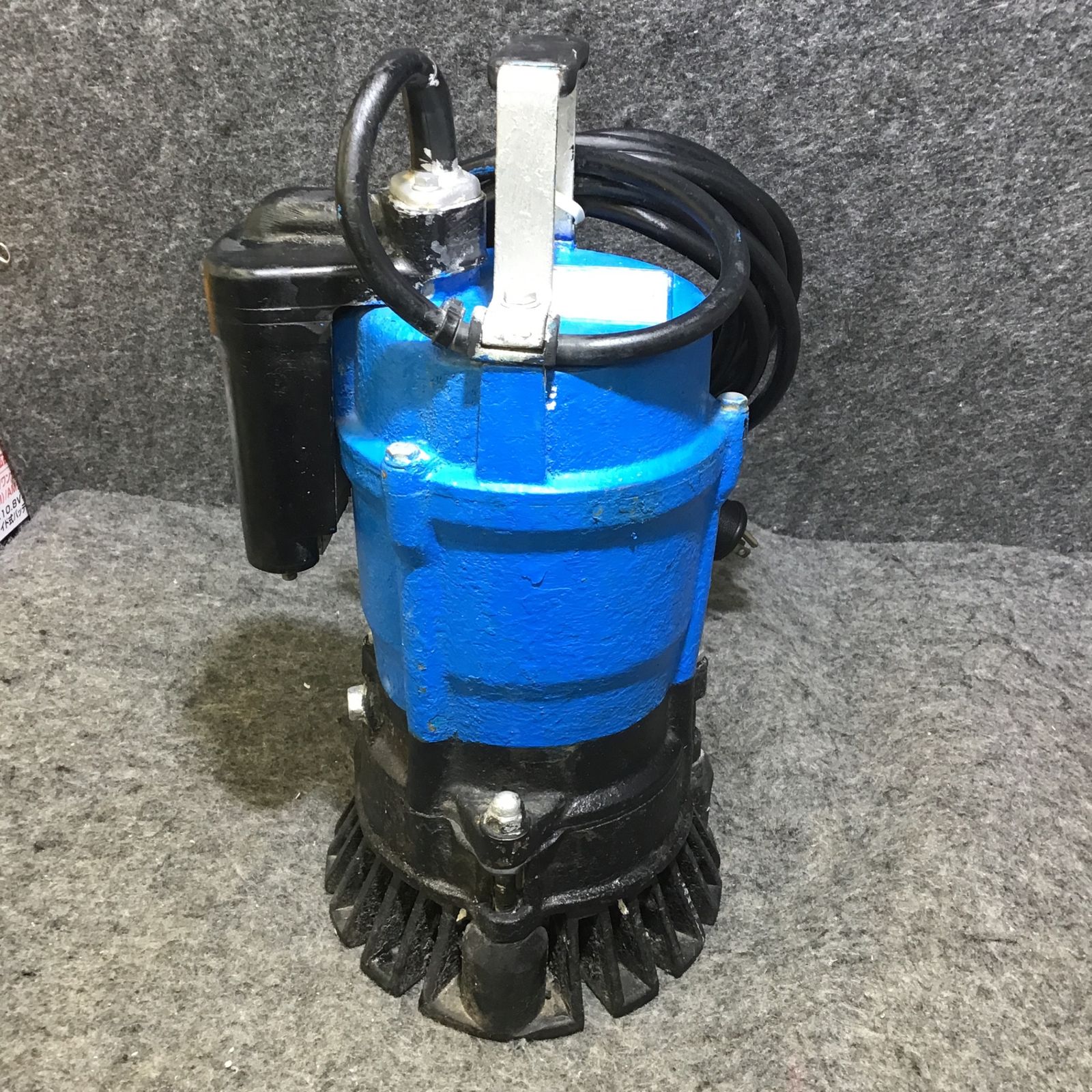 中古品】鶴見 ツルミ 水中ポンプ 型番不明 HSE2.4S？【桶川店】 - メルカリ